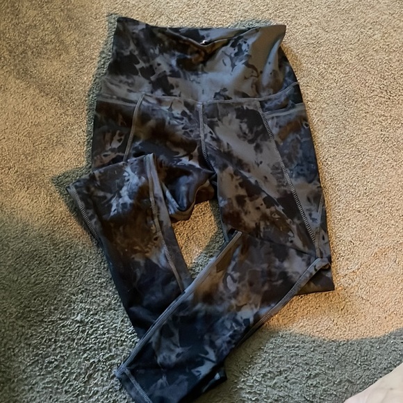 Danskin print activewear leggings size small - Picture 2 of 6